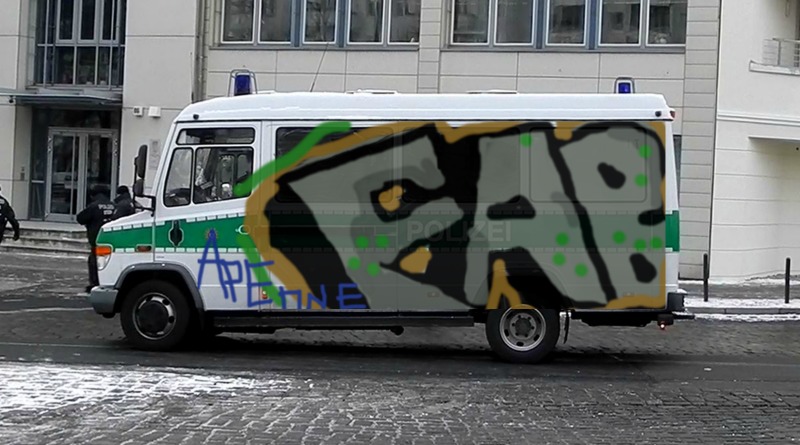 Bombing 1371151685790